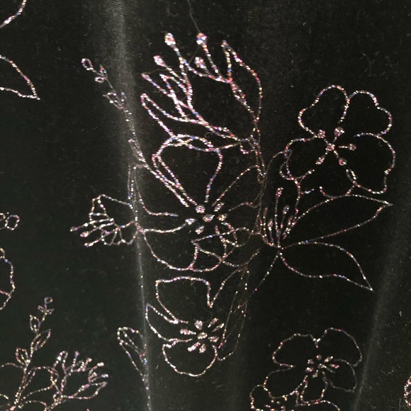 Black velvet top with sparkly pink floral design - Picture 8 of 12